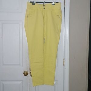 Verox yellow skinny jeans  Sz 16 EUC  these run small see measurements 33W